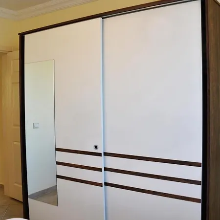 Mesmerizing With 21 Shared Pools In Milas Apartamento